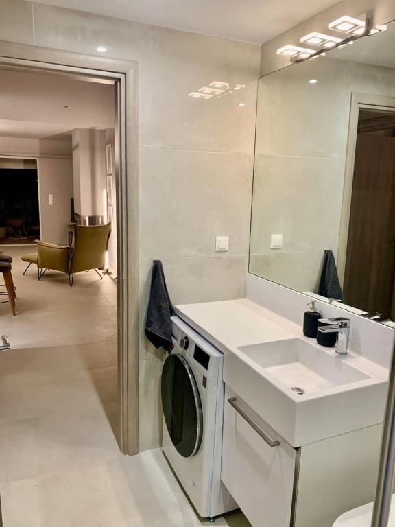Fab New Flat in Central Athens w/ Acropolis Views - photo 6