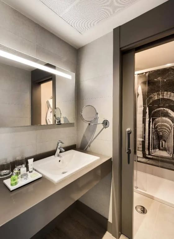 NH Madrid Zurbano - photo 11