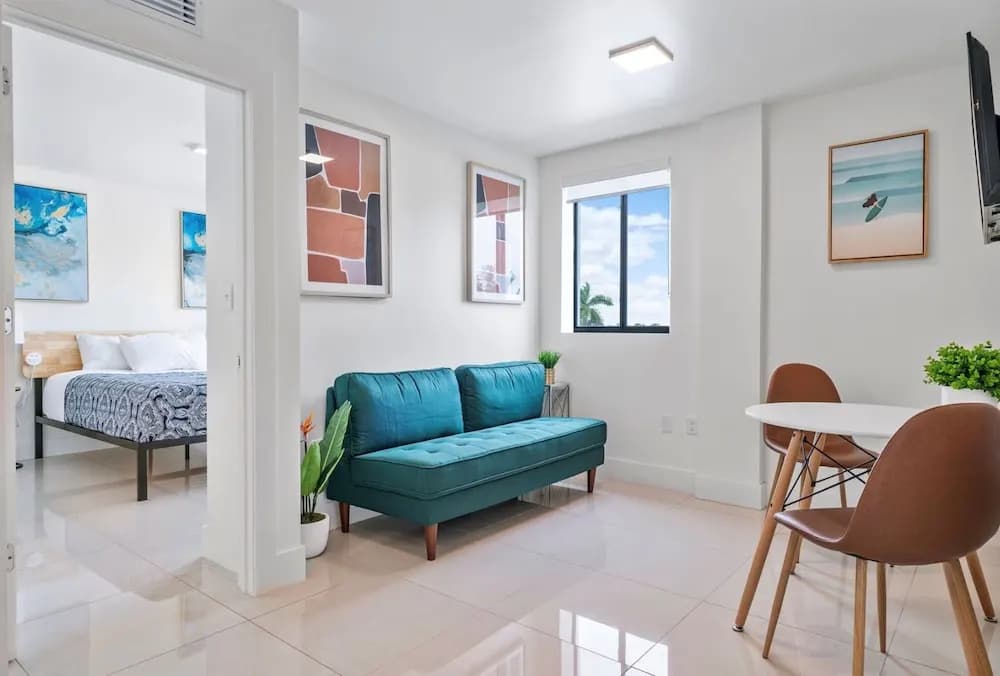 Miami Suite 304 - photo 12
