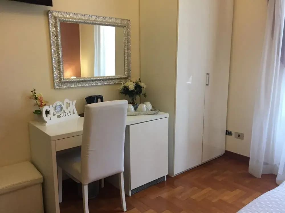 Elizabeth Rooms - photo 14