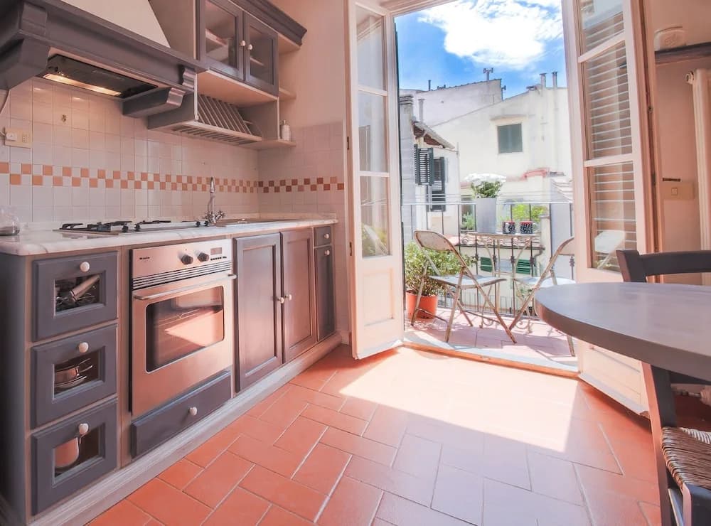 Carlotta's Home - photo 17