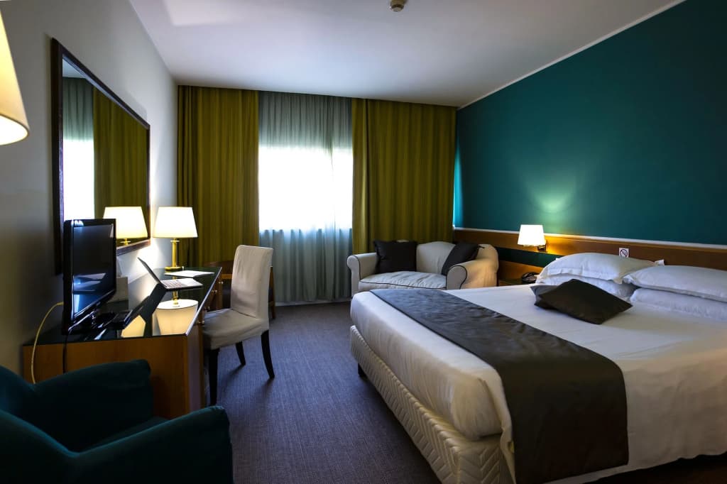 BV Oly Hotel - photo 14