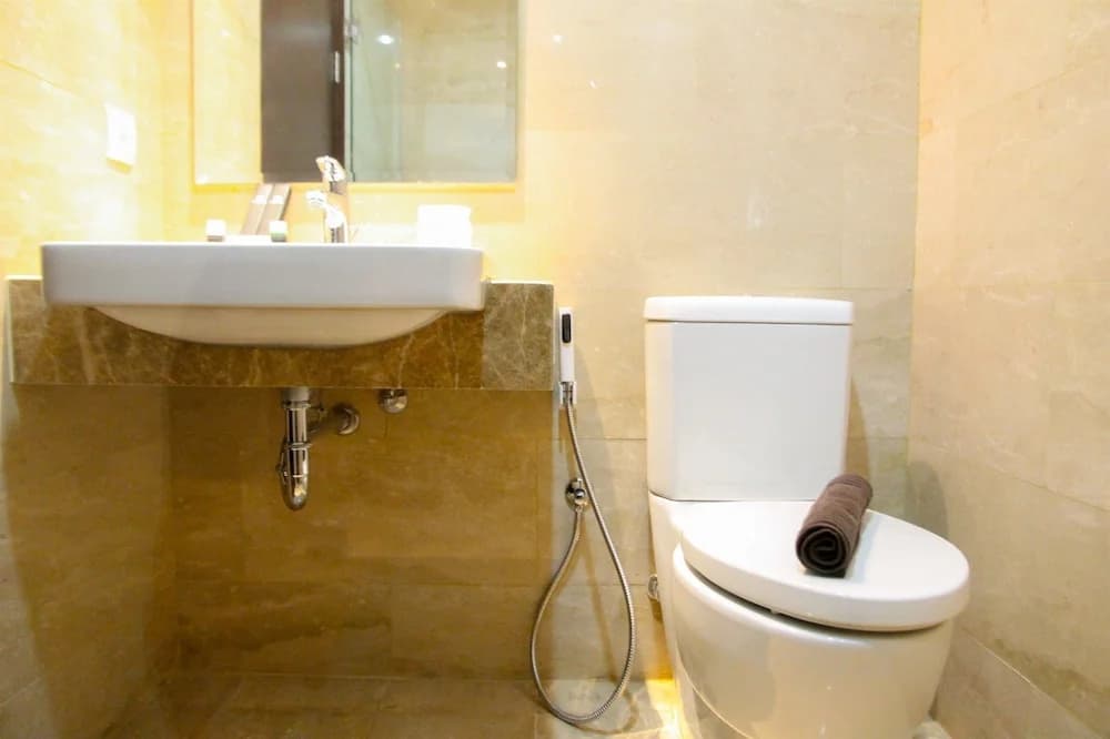 Fabulous Studio Menteng Park Apartment - photo 7