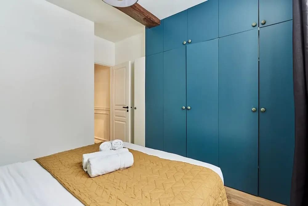 Duplex in the Center of Paris - photo 1