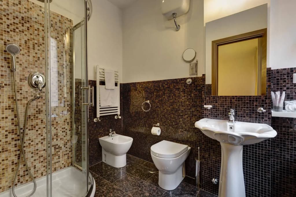 Little Rhome Suites - photo 9
