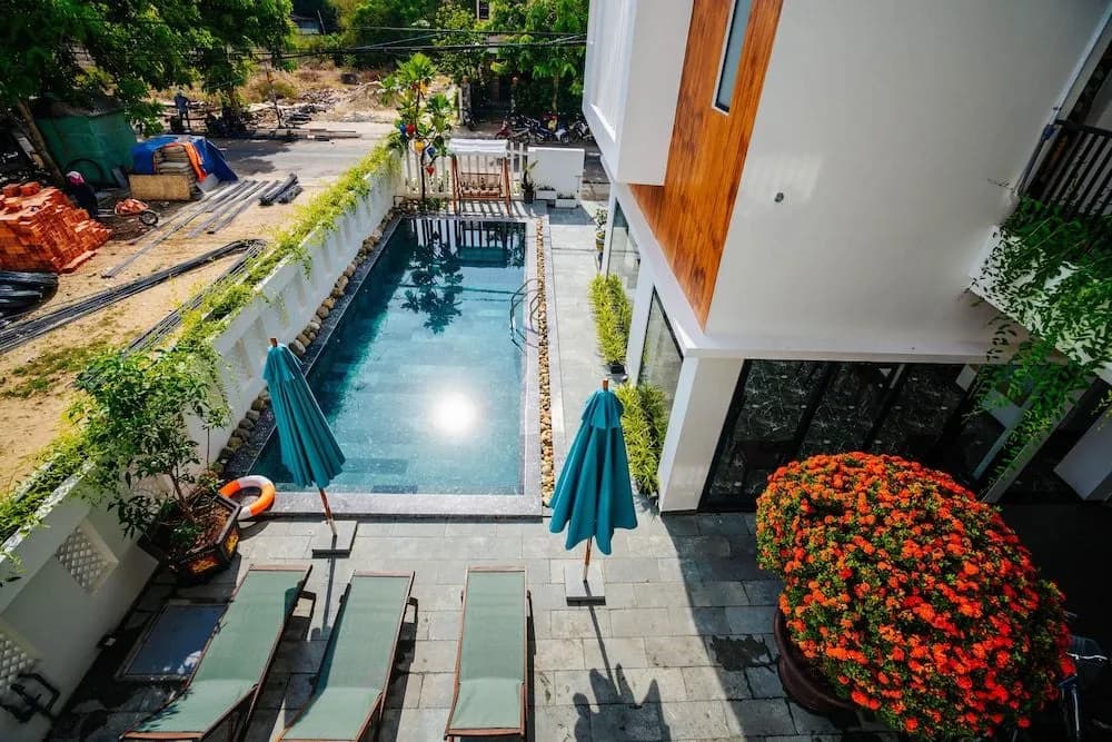 Lip Lip Villa - photo 12