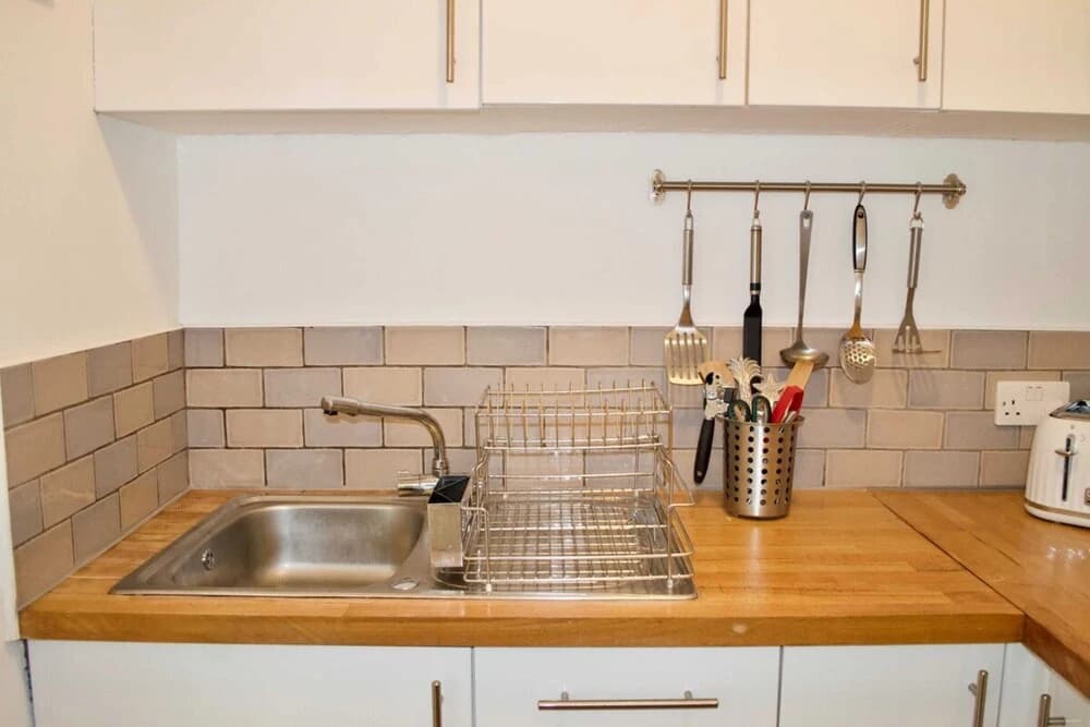 Bright And Comfortable 2 Bedroom Flat - main photo