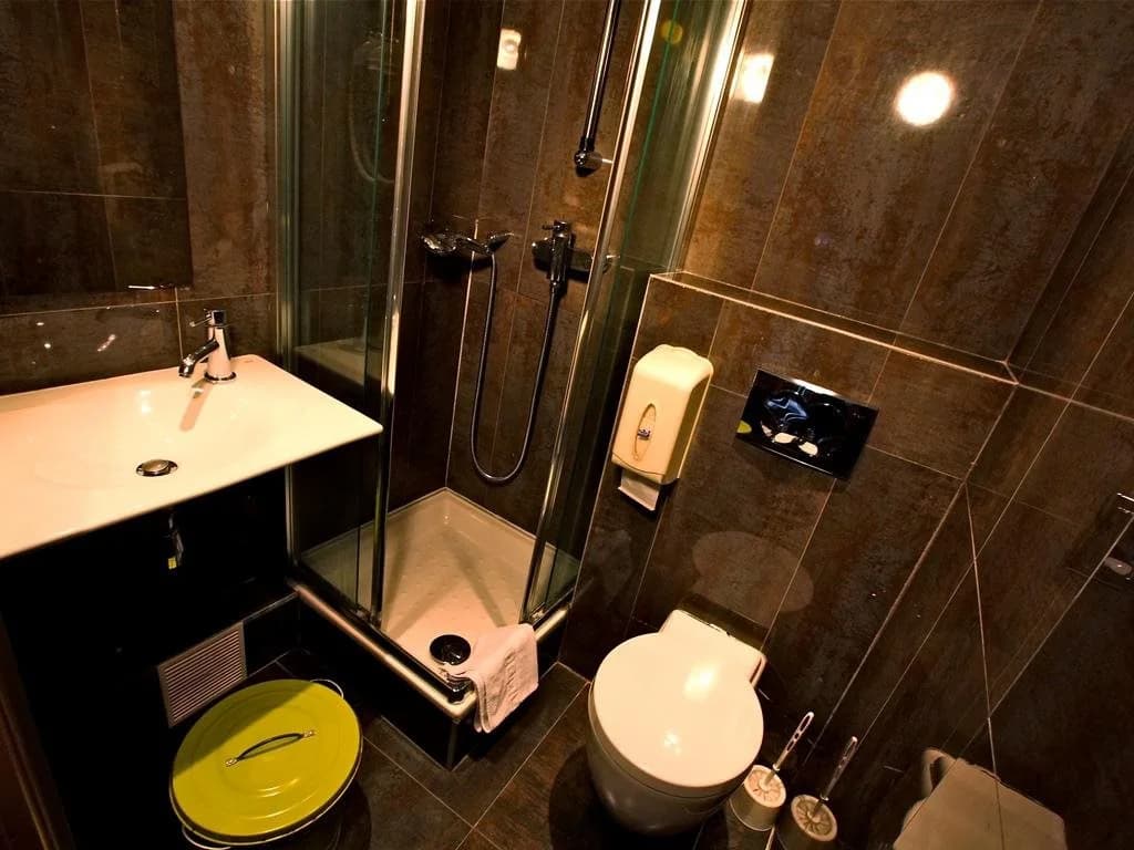 Plug Inn Boutique Hostel - photo 7