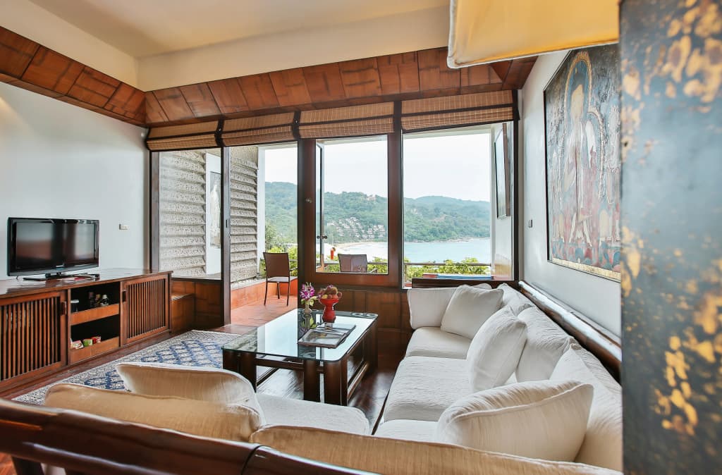 Mom Tri's Villa Royale - photo 2