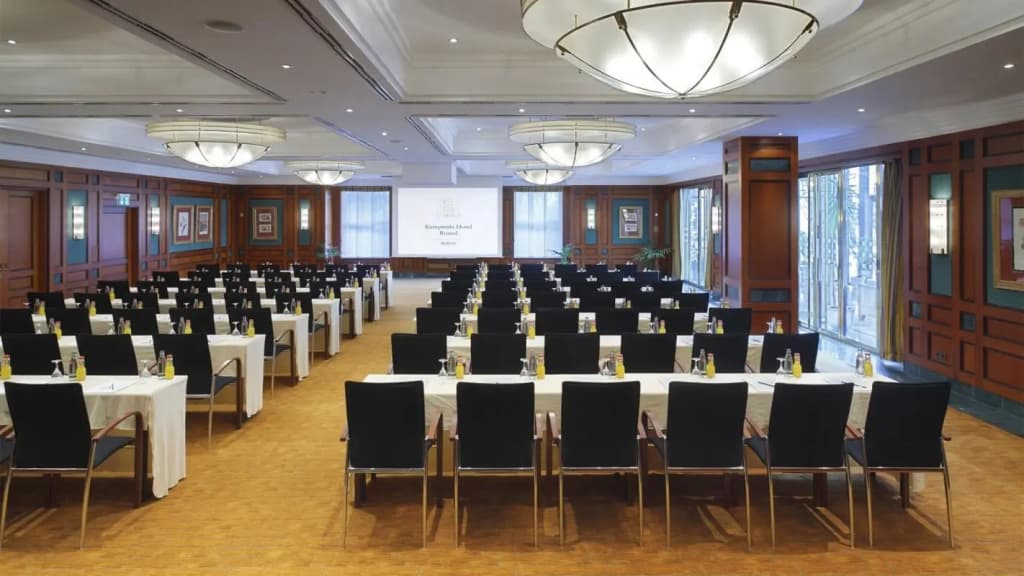 Hotel Bristol Berlin - photo 18
