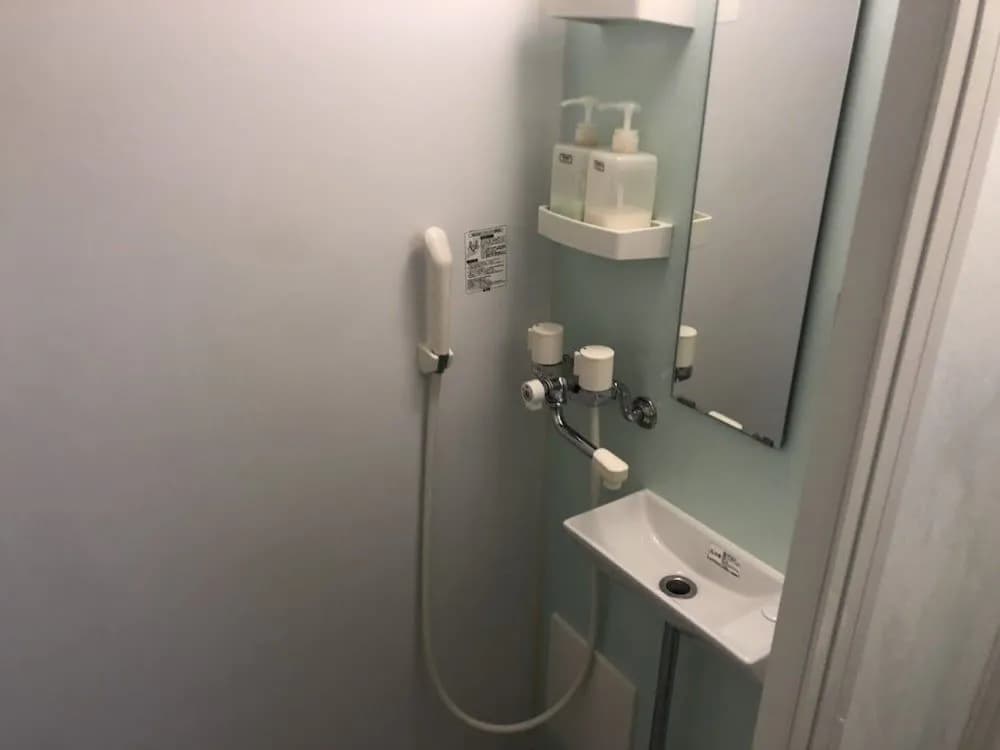 Tsukisocho Apartment - photo 6