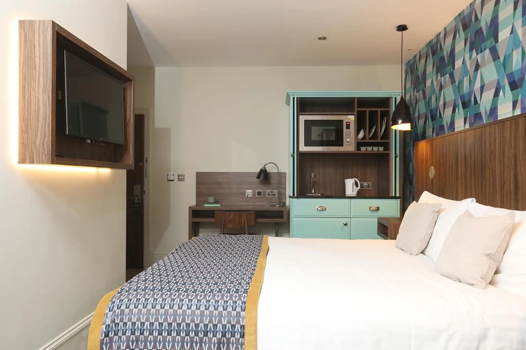 Cairn Hotel - photo 4
