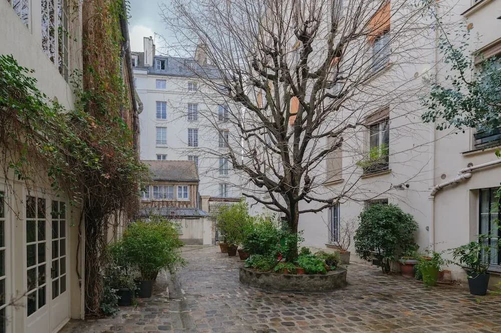 Paris Marais Bouquet Residence - photo 1