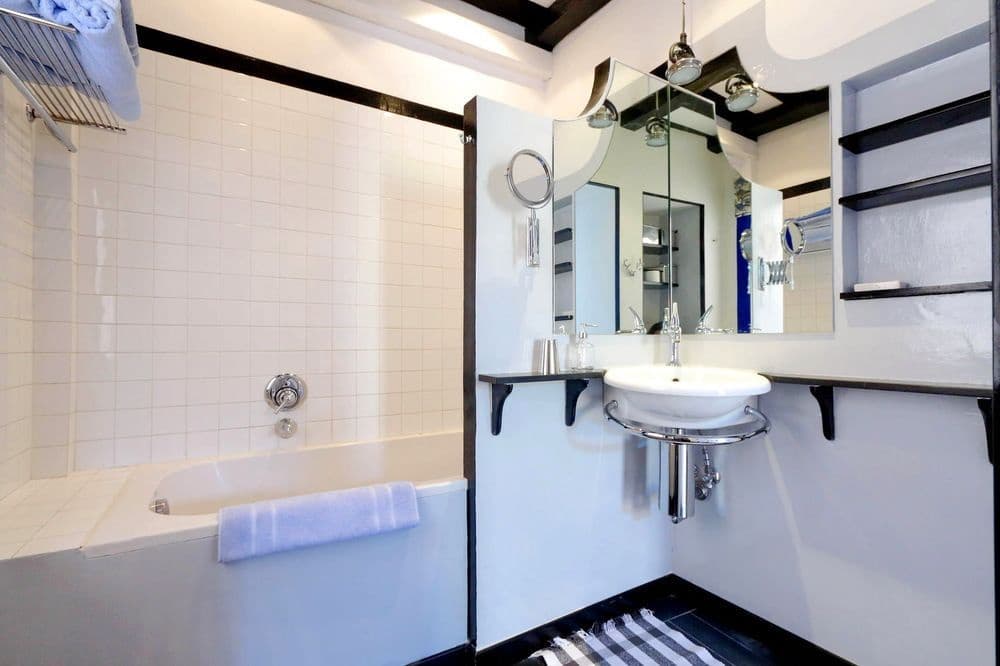 Garibaldi - WR Apartments - photo 8