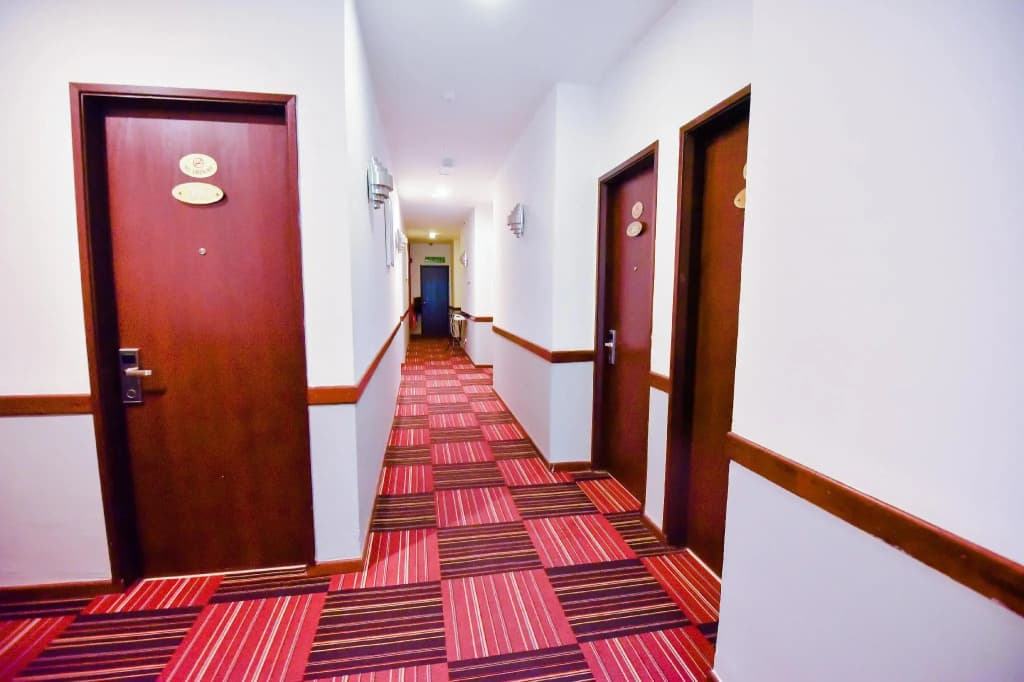 Lumut Suites - photo 11