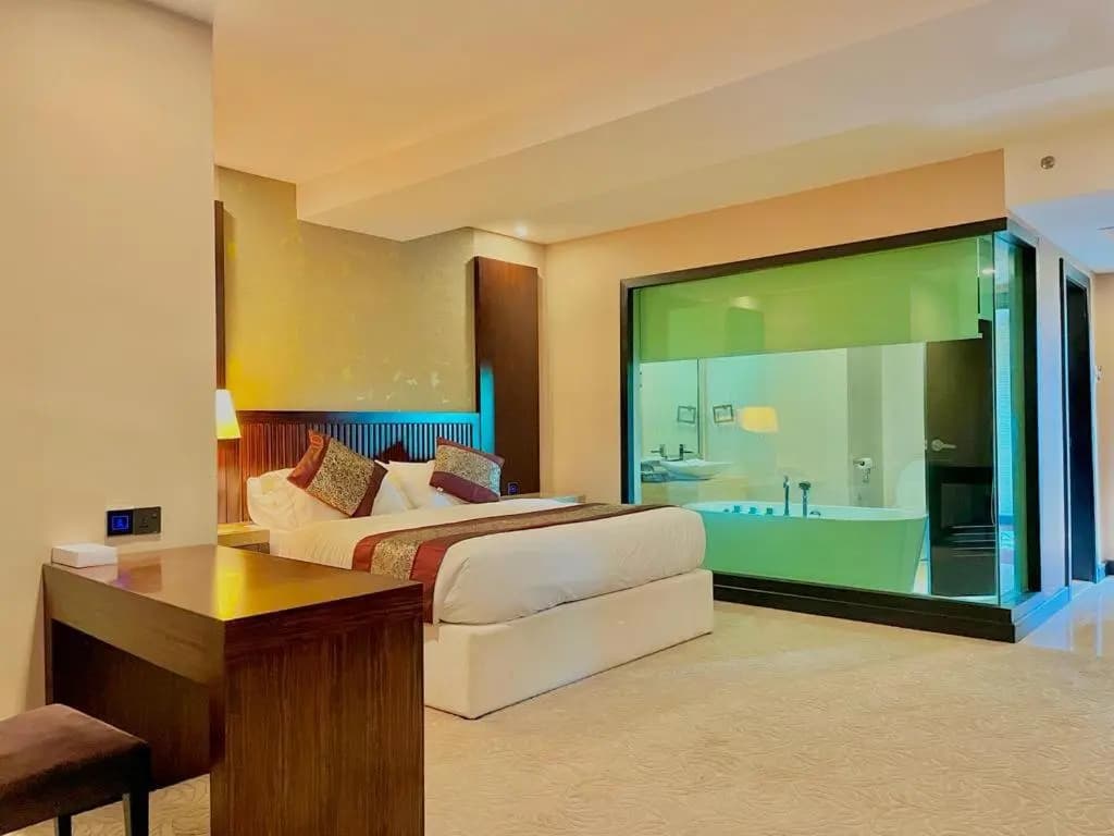 Royale Signature Hotel - photo 26