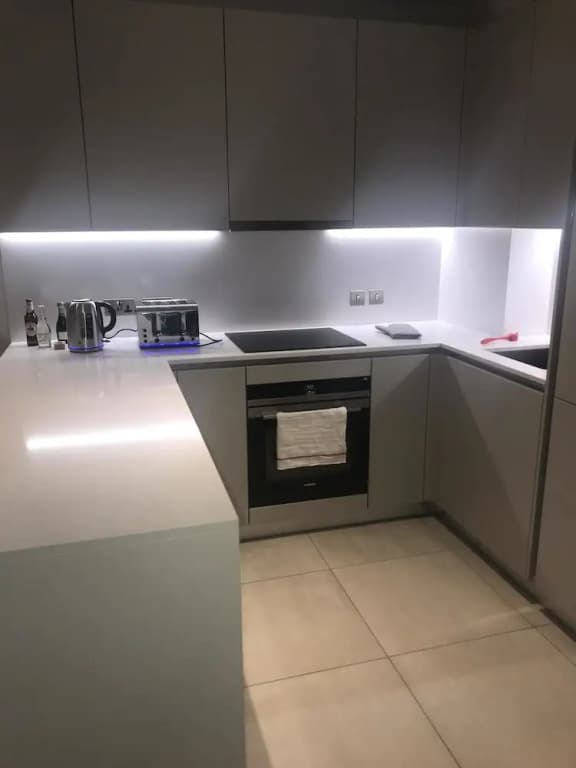 A1 Luxury Apartments - photo 11