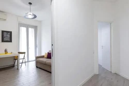Piazza De Angeli M1 Comfortable Flat With Balcony - photo 4