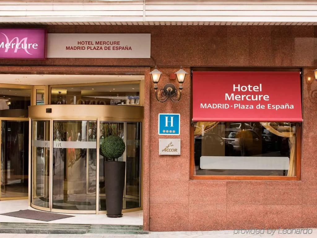 Motel One Madrid-Plaza de España - photo 1