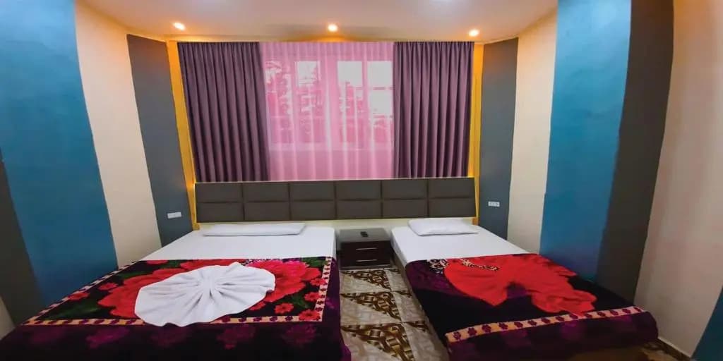 The Emerald Hotel - photo 14
