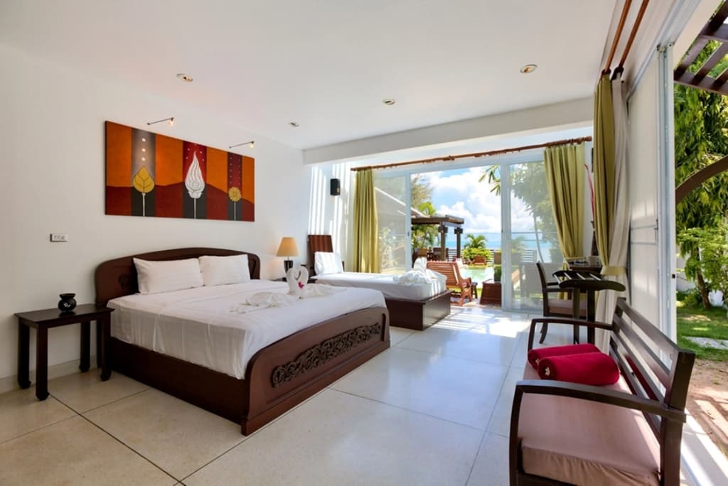 The Emerald Residence - photo 14