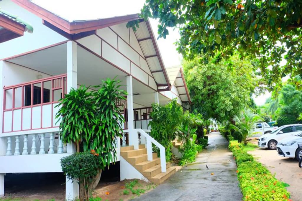 Bay Beach Resort - photo 22