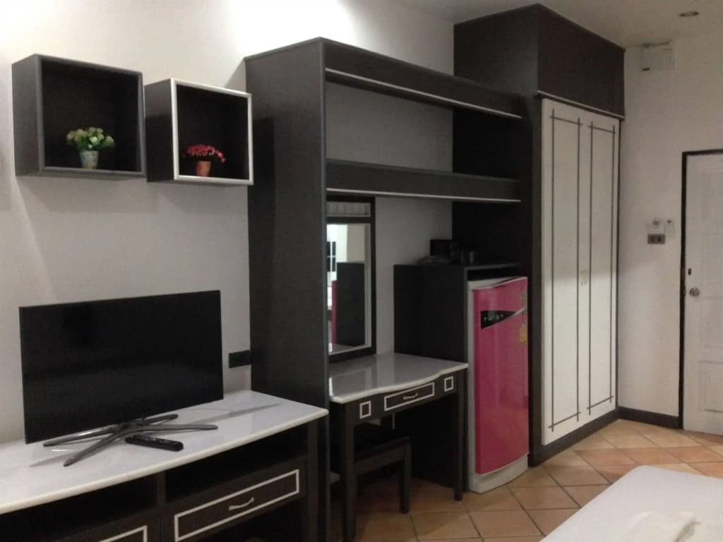 YJ Hotel - photo 5