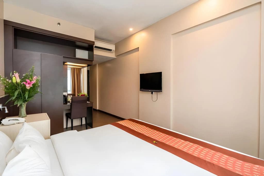 56 Hotel - photo 4