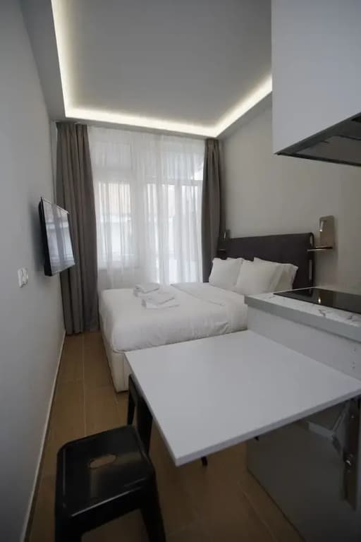 Tip Top Suites - photo 16