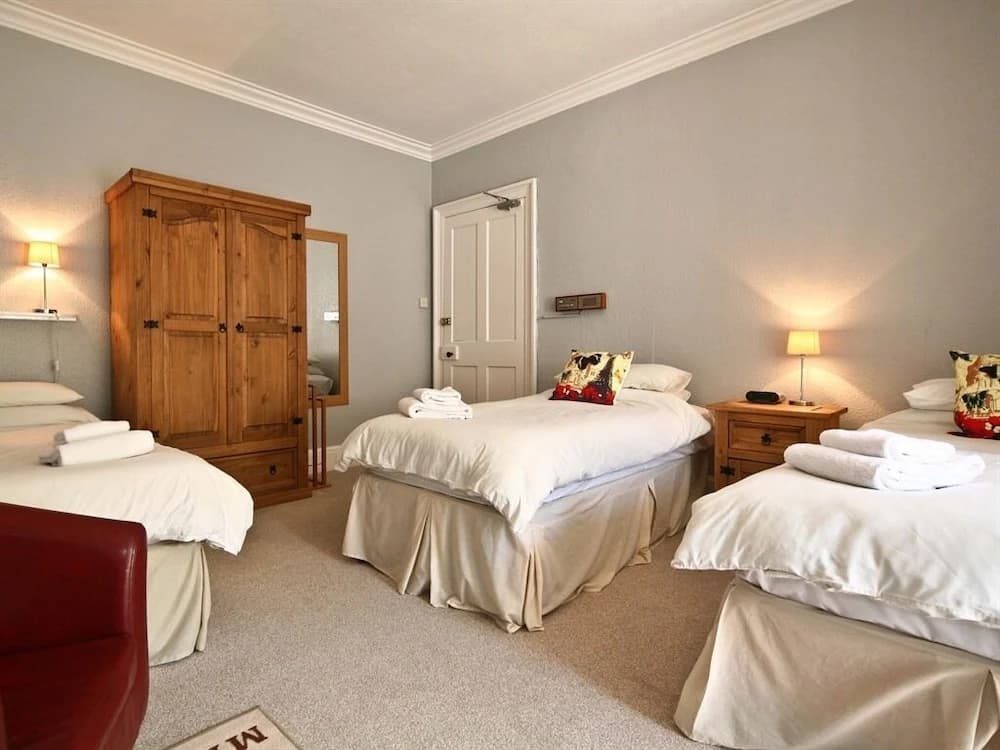 Halcyon Hotel - photo 6