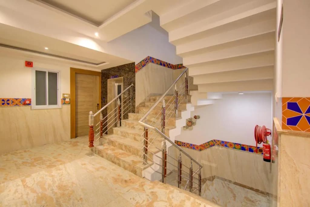 The Elevate Hotel - photo 15