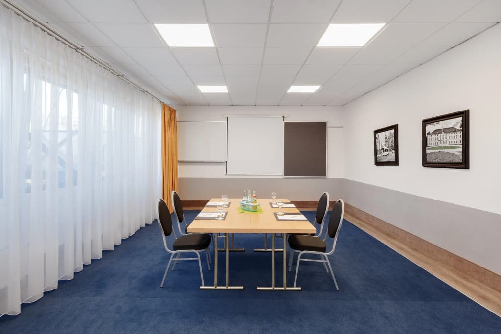 Holiday Inn Berlin City-East Landsberger Allee - photo 17