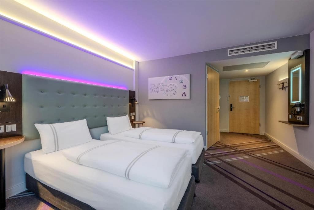 Premier Inn Berlin City Centre - photo 31
