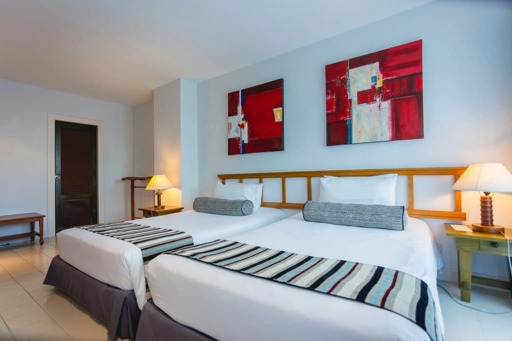 Waterfront Suites Phuket by Centara - photo 3