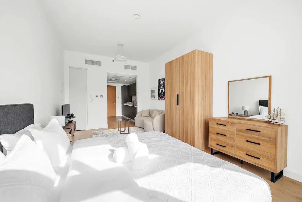 Perfect Studio in JVC With Pool and gym - photo 4