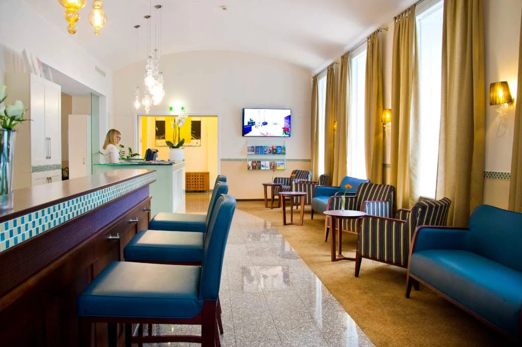 HiLight Suites Hotel - photo 15
