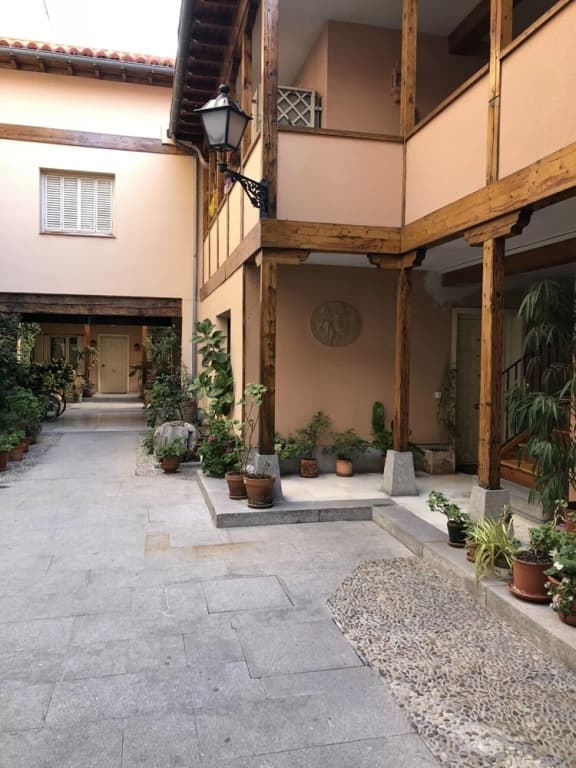 Apartamento en edificio Barroco en Madrid - main photo