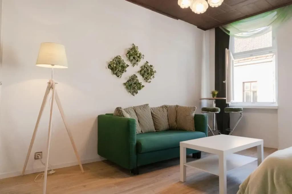 Perfectly situated 2BR Apt. - ideal for Longstays - photo 2