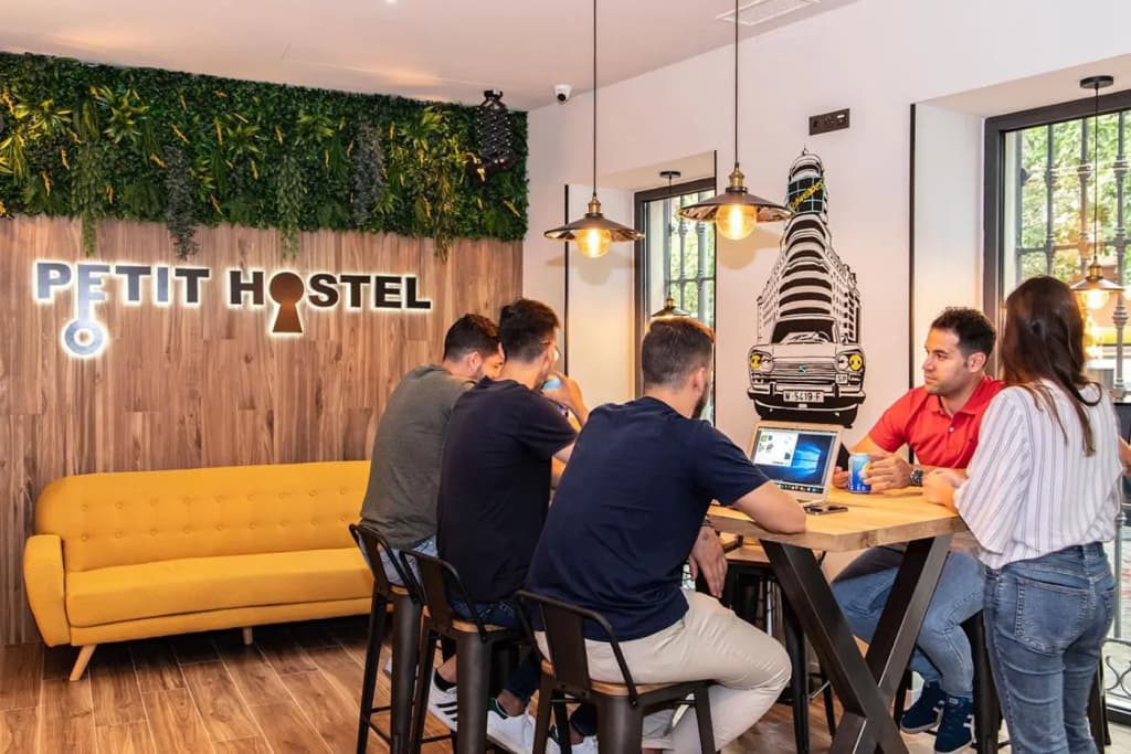 Petit Hostel La Latina - Adults Only - photo 27