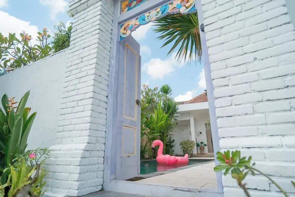 Villa Leya & Leon Canggu - Private 3BR Villa with Pool - photo 10