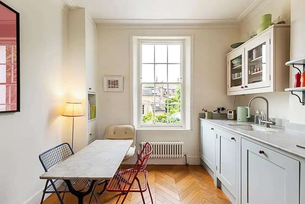 Charming Kentish Town Flat - photo 15