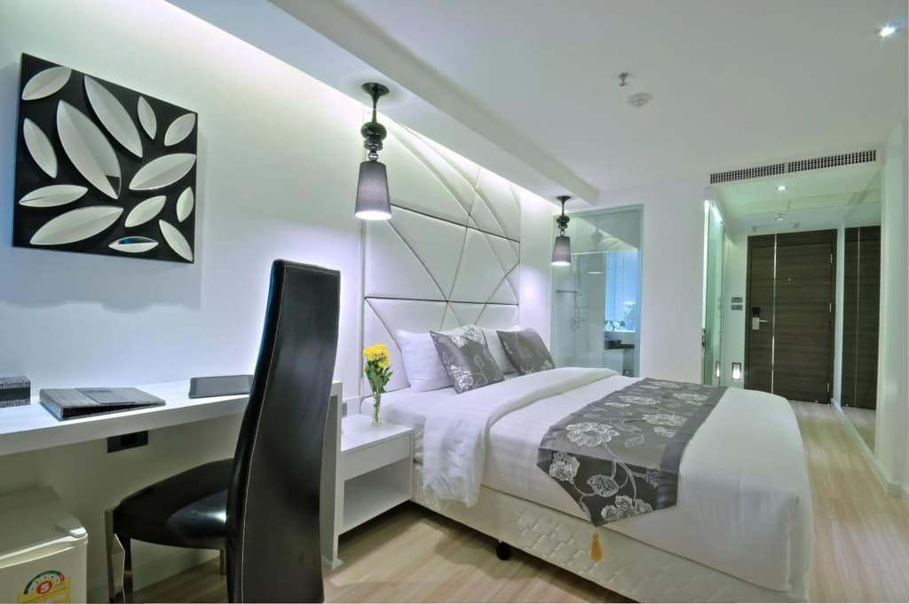 Sukhumvit Suites Hotel - photo 25