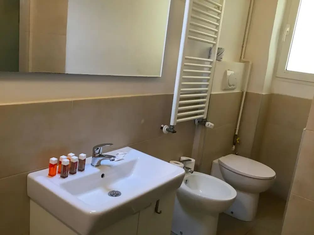 San Firenze Apartment - photo 7