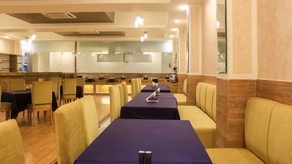 Dee Marks Hotel and Resorts - photo 16