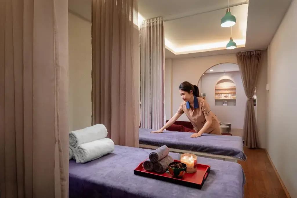 Skylark Hotel - photo 28