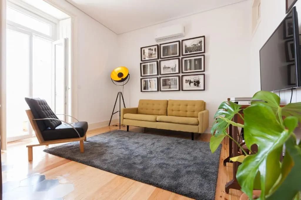 FLH Bica Modern Flat with View - photo 10