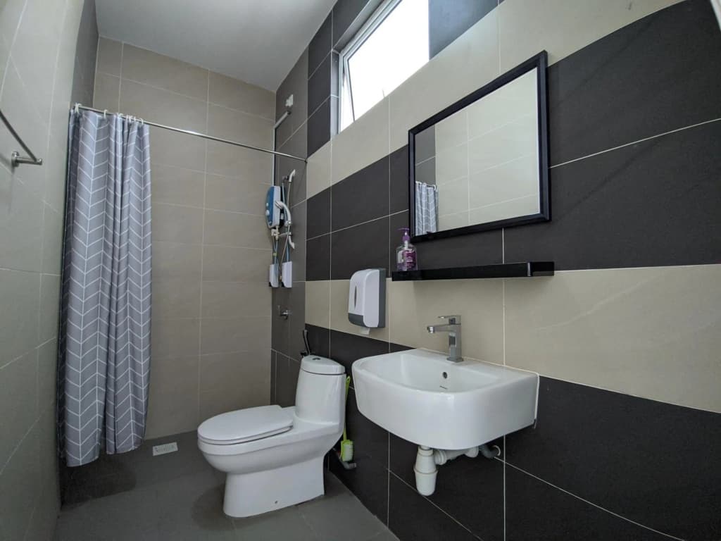Homey Desaru Villa 22pax Max- BBQ & Netflix - Near WaterPark - photo 17