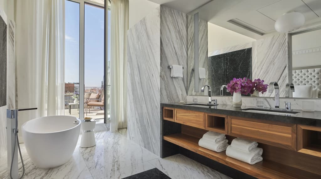 Four Seasons Hotel Madrid - photo 23