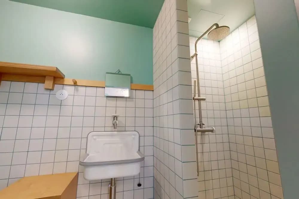 Altido Delightful 1bed Studio w Shared Co-working Space - photo 8