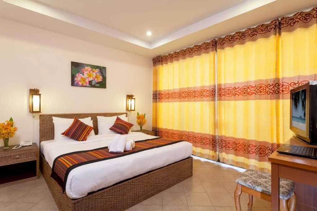 Kata Silver Sand Hotel by Eazy - photo 5
